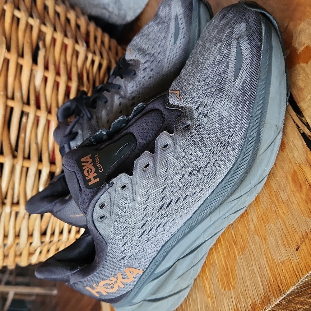 Hoka One One Clifton 8 Black Shoes Women's Size‎ 9B